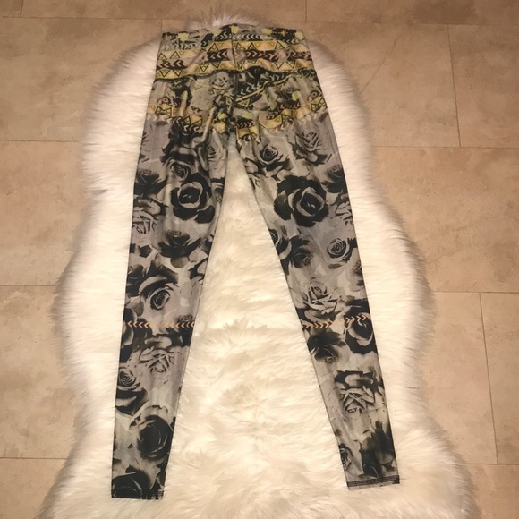 Teeki Desert Rose Pant Leggings - Picture 6 of 9